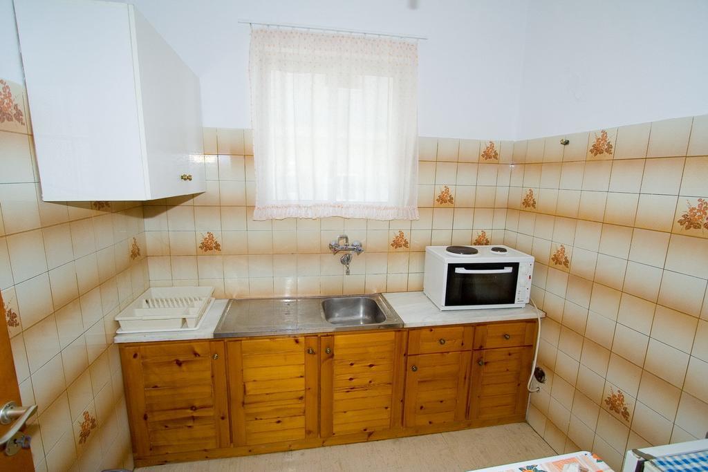 Valkaniotis Apartments Loutra Edipsou  ภายนอก รูปภาพ