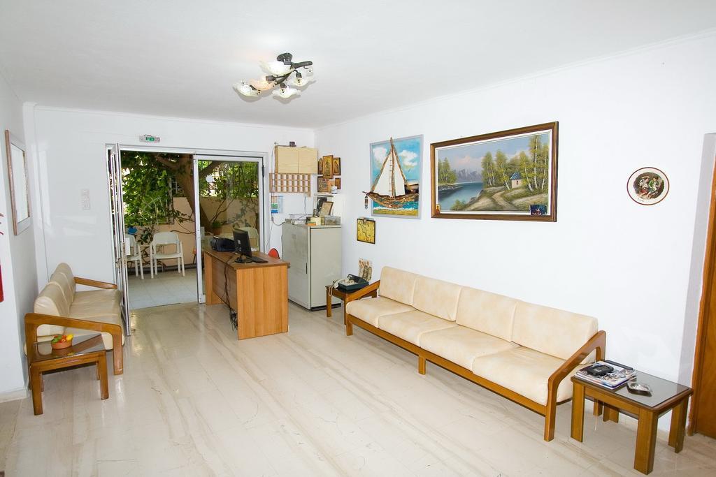 Valkaniotis Apartments Loutra Edipsou  ภายนอก รูปภาพ