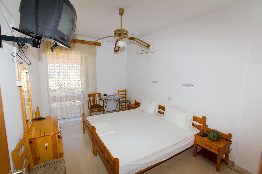 Valkaniotis Apartments Loutra Edipsou  ภายนอก รูปภาพ